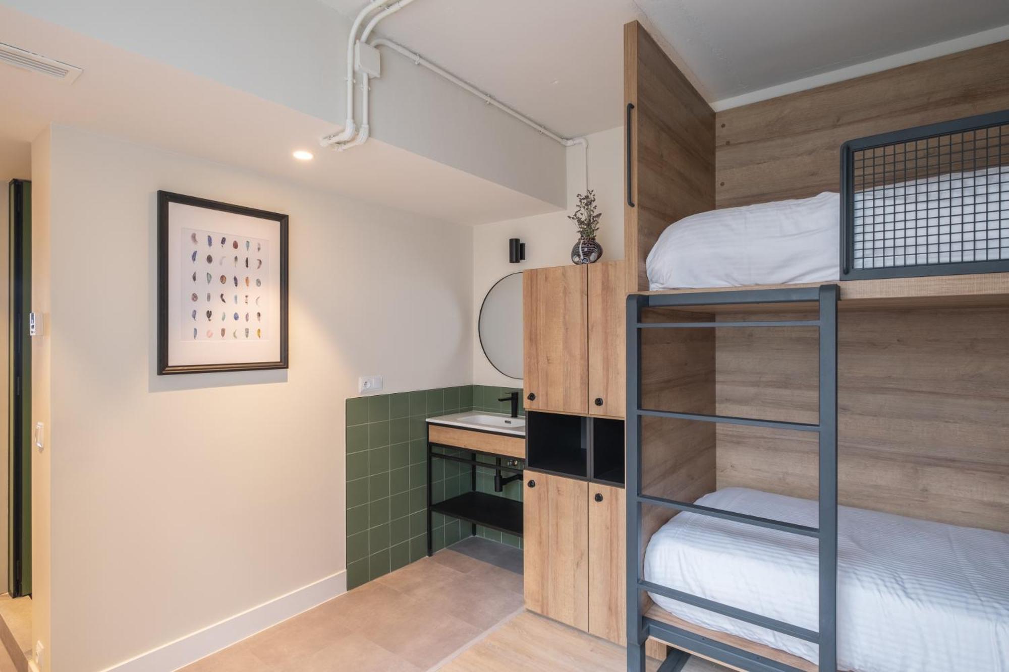4-Bed Mixed Dormitory Room