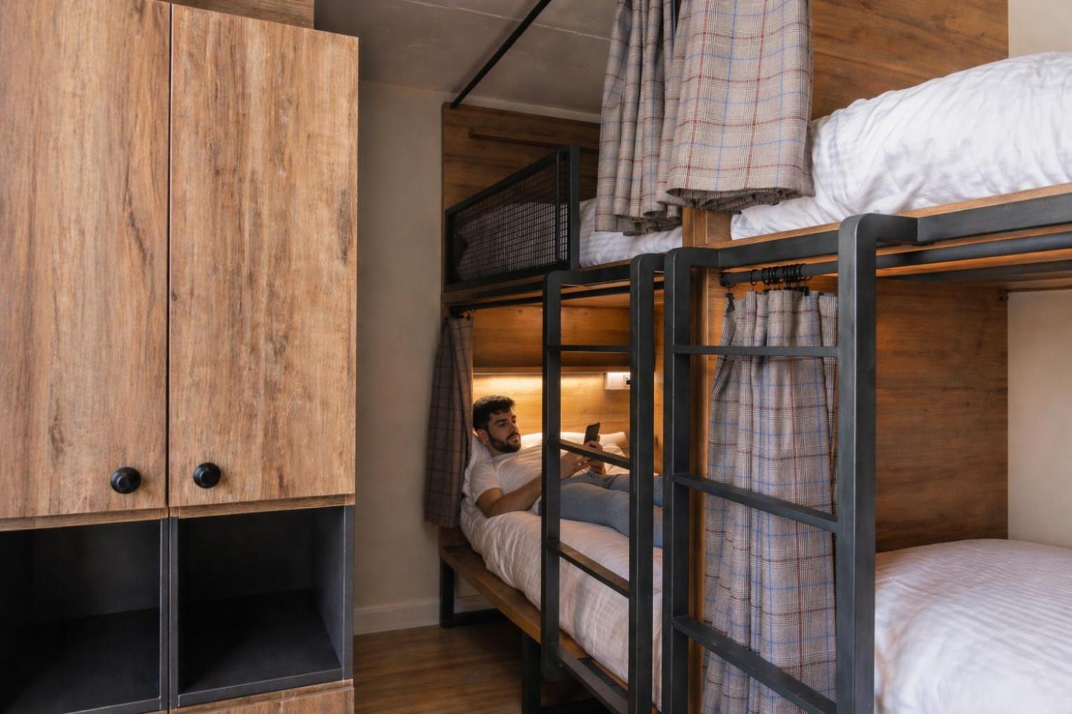 Bed 6-Bed Mixed Dormitory Room